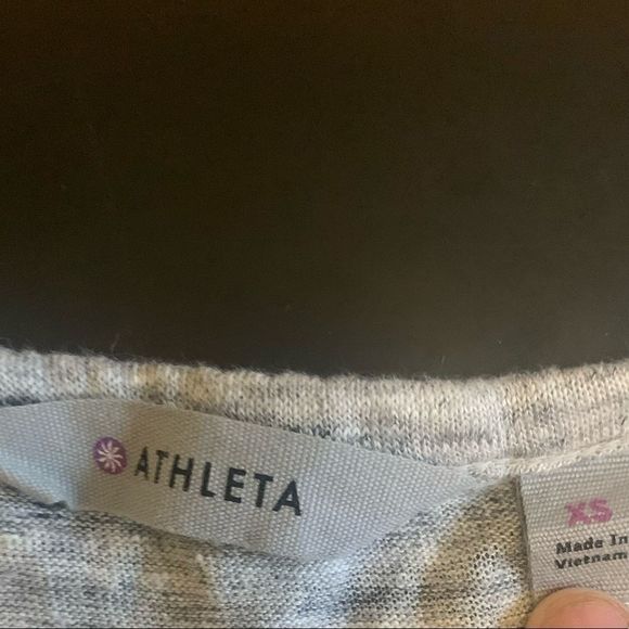 Athleta Zephyr Heathered Grey 100% Linen 3/4 Sleeve Top SZ XS - Picture 8 of 11